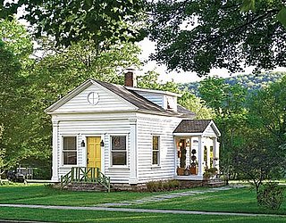 Coveted Crib: A Weekend Cottage